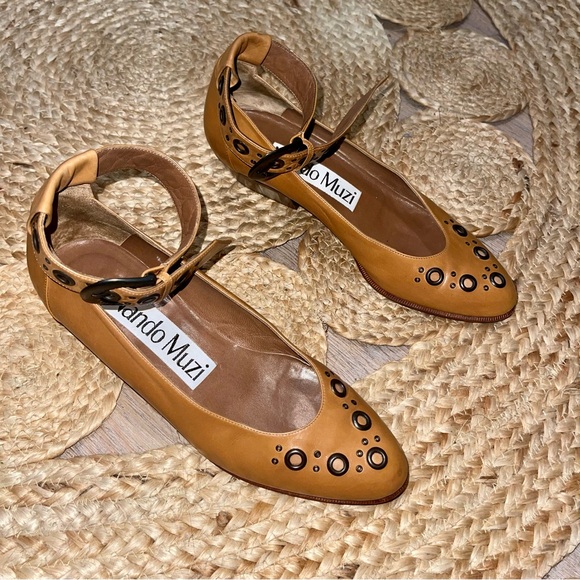 Women's Nando Muzi Grommet Italian Leather Mary Jane Pumps - Picture 4 of 11